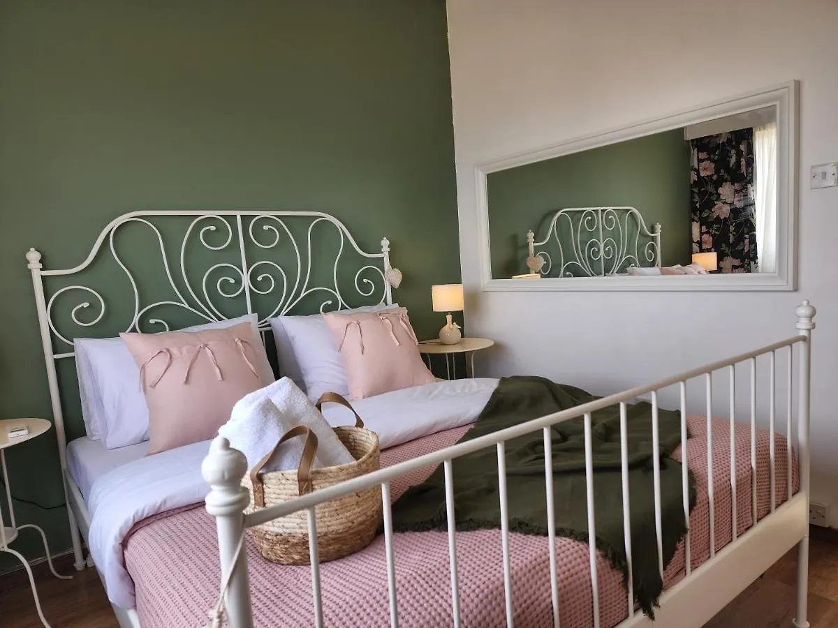 Capri Sea View One Bedroom Larnaca 0*,