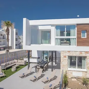 Kube Luxury Willa Ajia Napa